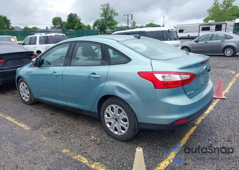 2012 Ford Focus Se из США, поврежденный, VIN 1FAHP3F2XCL261363